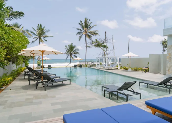 Nyuh Lengkong Beachfront With Kitchen Near Tanah Lot Villa *