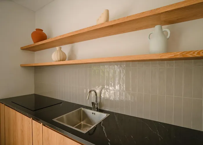 Nyuh Lengkong Beachfront With Kitchen Near Tanah Lot Villa *