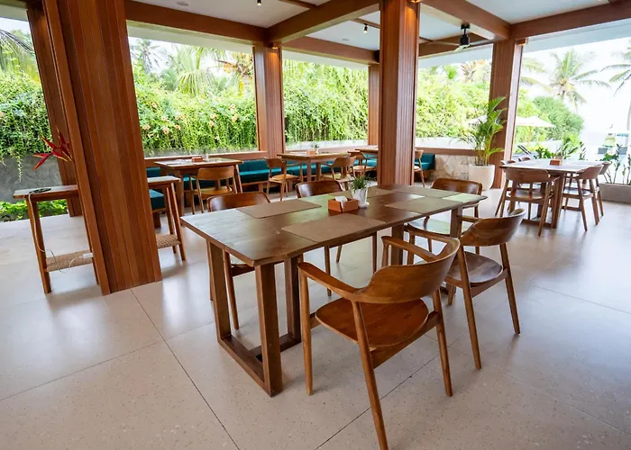 Nyuh Lengkong Beachfront With Kitchen Near Tanah Lot Selemadeg