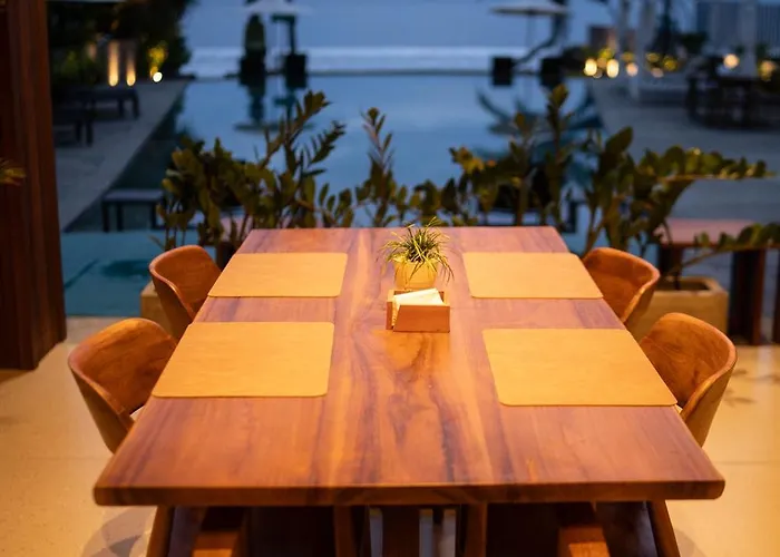 Nyuh Lengkong Beachfront With Kitchen Near Tanah Lot Villa
